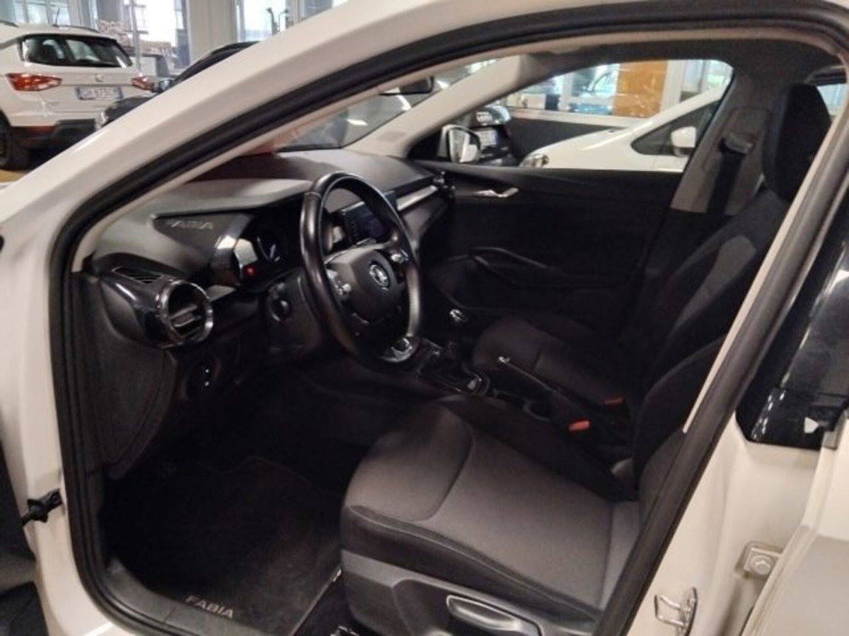 Skoda Fabia 1.0 MPI EVO 80 CV Ambition (14)