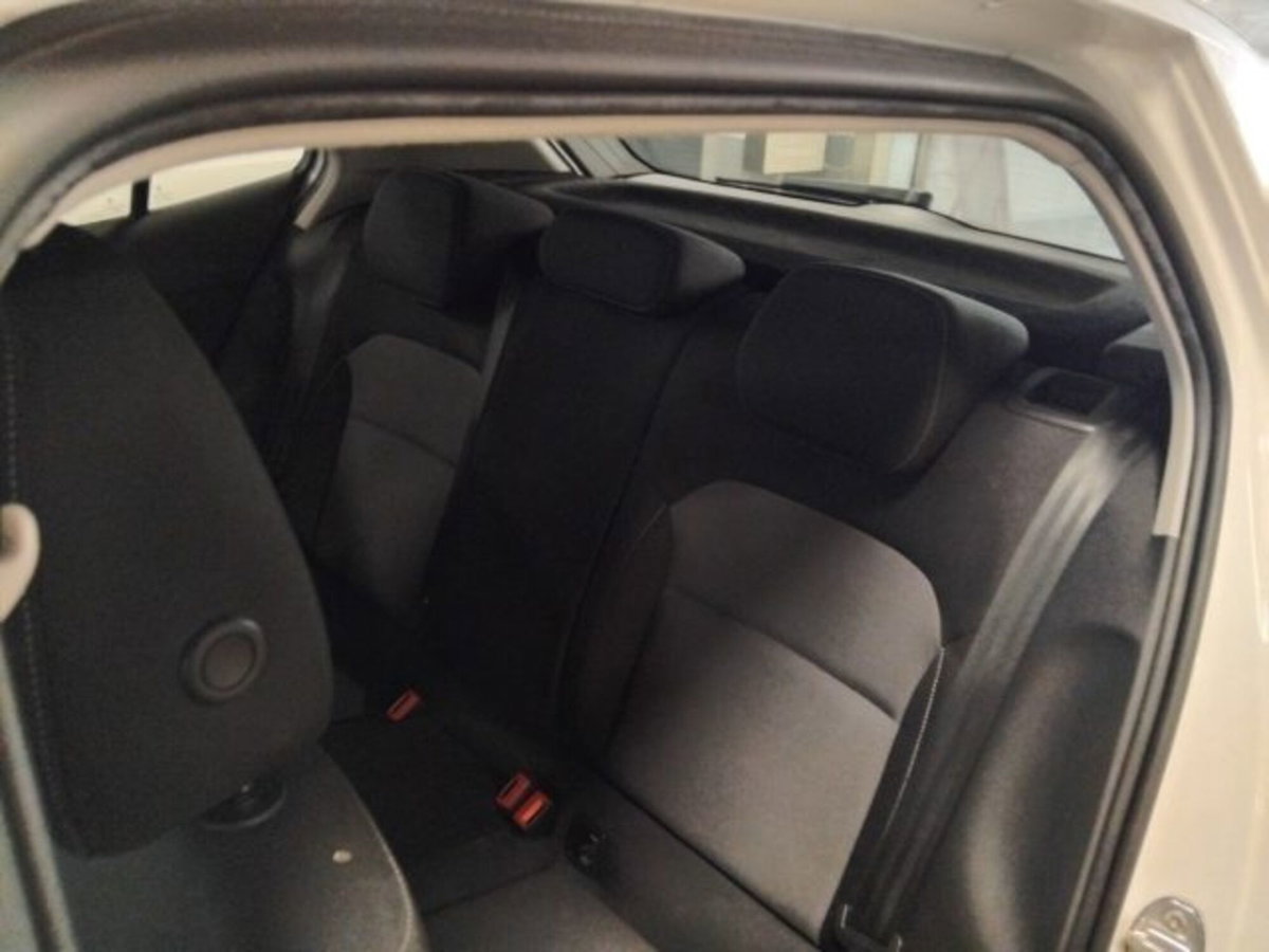 Skoda Fabia 1.0 MPI EVO 80 CV Ambition (8)