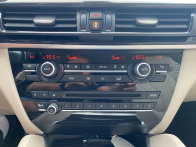 BMW X6 xDrive30d 258CV (16)