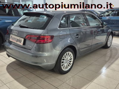 Audi A3 Sedan 1.4 TFSI 125 CV S tronic Ambition (2)
