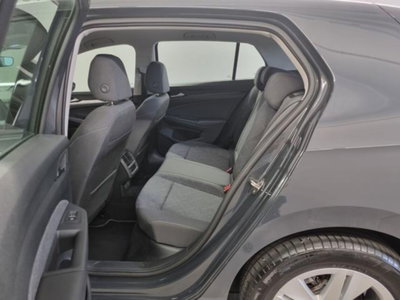 Volkswagen Golf Variant 1.0 eTSI EVO DSG Life (10)