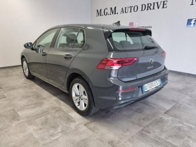 Volkswagen Golf Variant 1.0 eTSI EVO DSG Life (17)