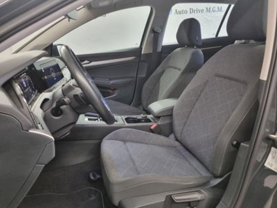 Volkswagen Golf Variant 1.0 eTSI EVO DSG Life (20)