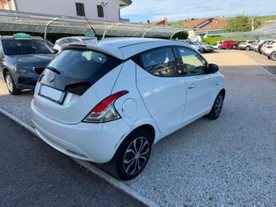 Lancia Ypsilon 1.2 69 CV 5 porte GPL Ecochic Silver (3)