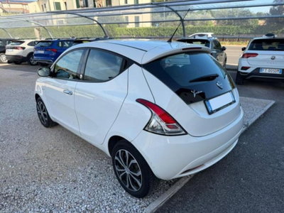 Lancia Ypsilon 1.2 69 CV 5 porte GPL Ecochic Silver (4)