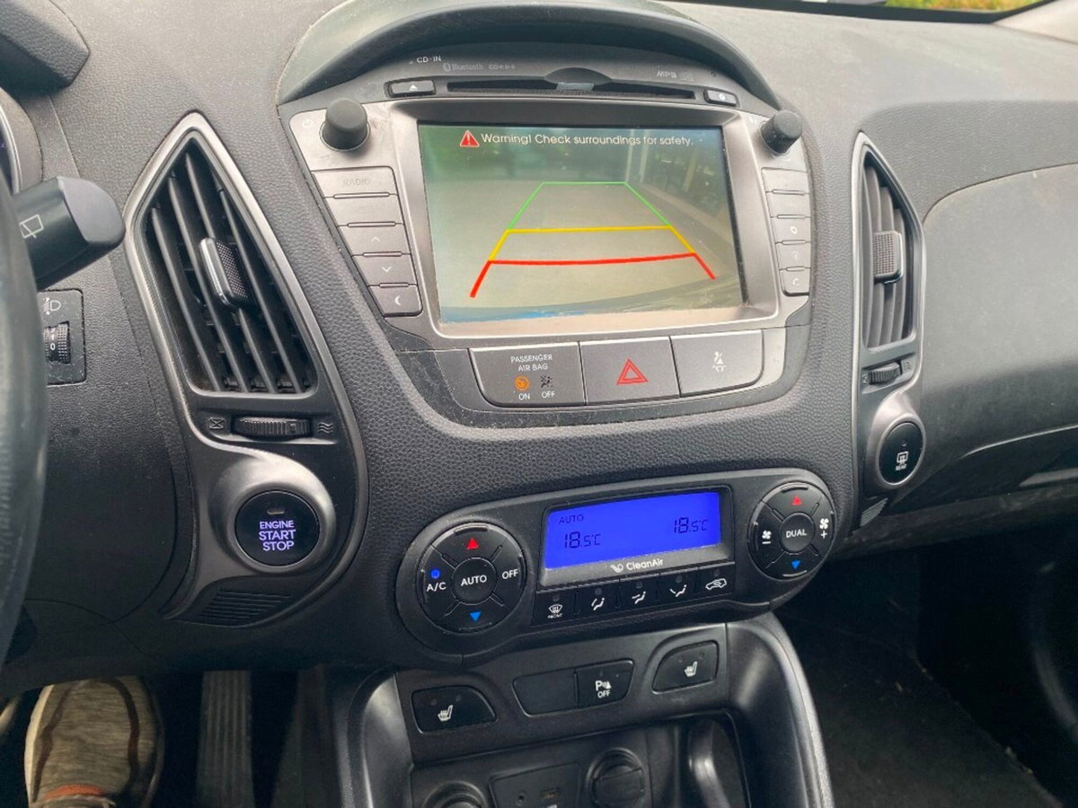 Hyundai ix35 1.7 CRDi 2WD Xpossible (11)