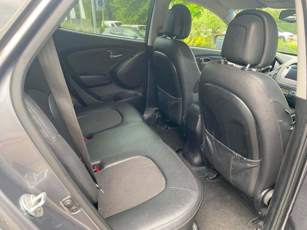 Hyundai ix35 1.7 CRDi 2WD Xpossible (9)