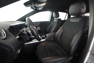 Mercedes-Benz CLA Shooting Brake 180 d Automatic Shooting Brake Premium (2)