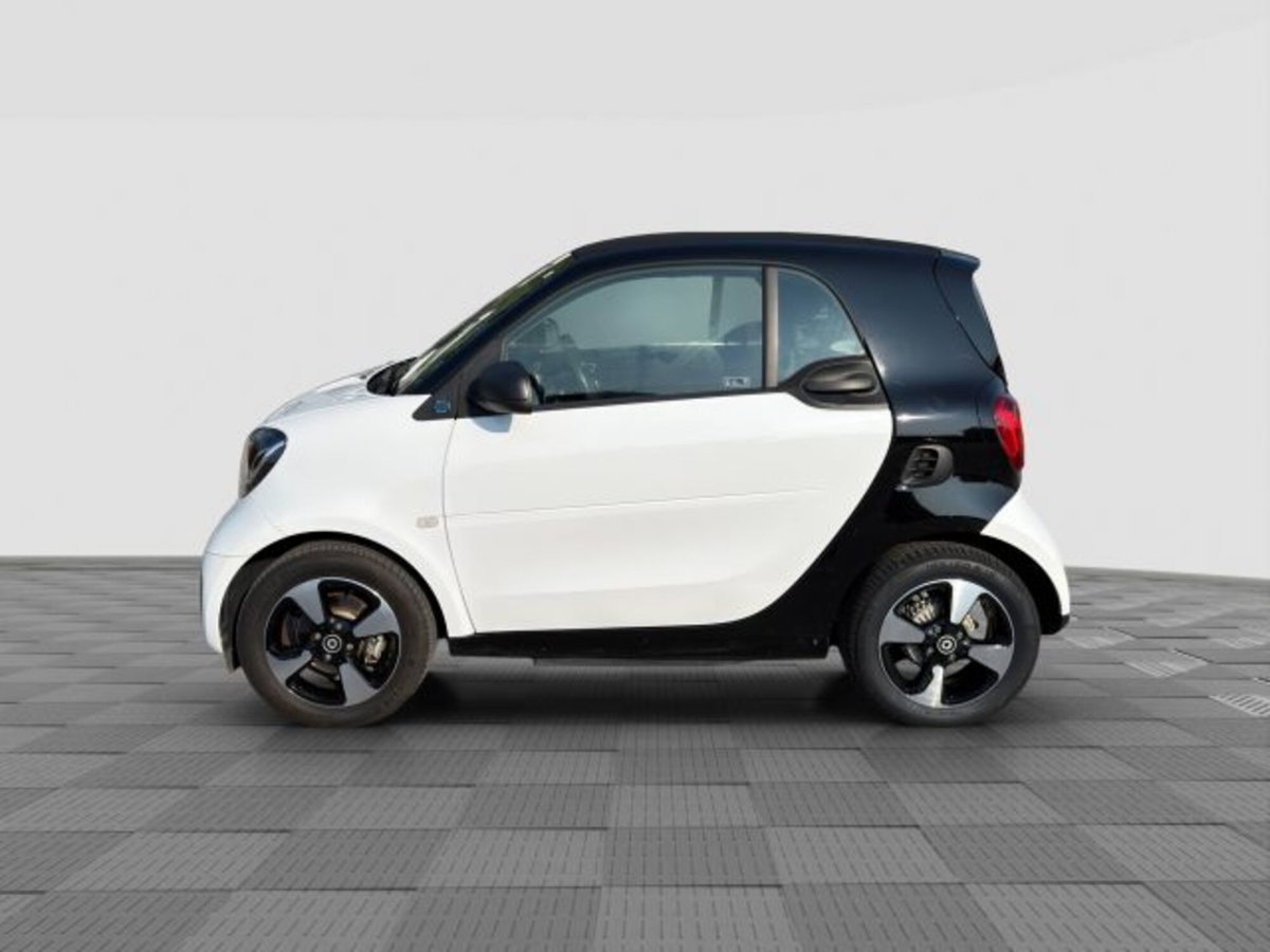smart Fortwo EQ Passion Nightsky (2)