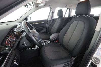 BMW X1 sDrive18d Advantage (2)
