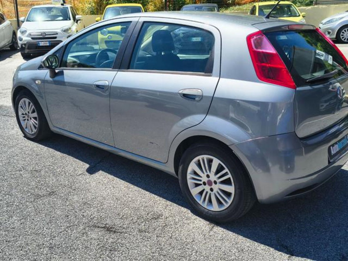 Fiat Grande Punto 1.4 T-Jet 16V 5 porte Dynamic (18)