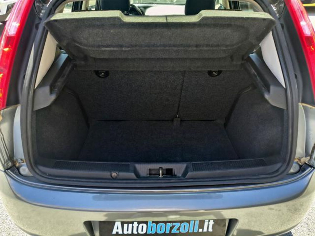 Fiat Grande Punto 1.4 T-Jet 16V 5 porte Dynamic (19)