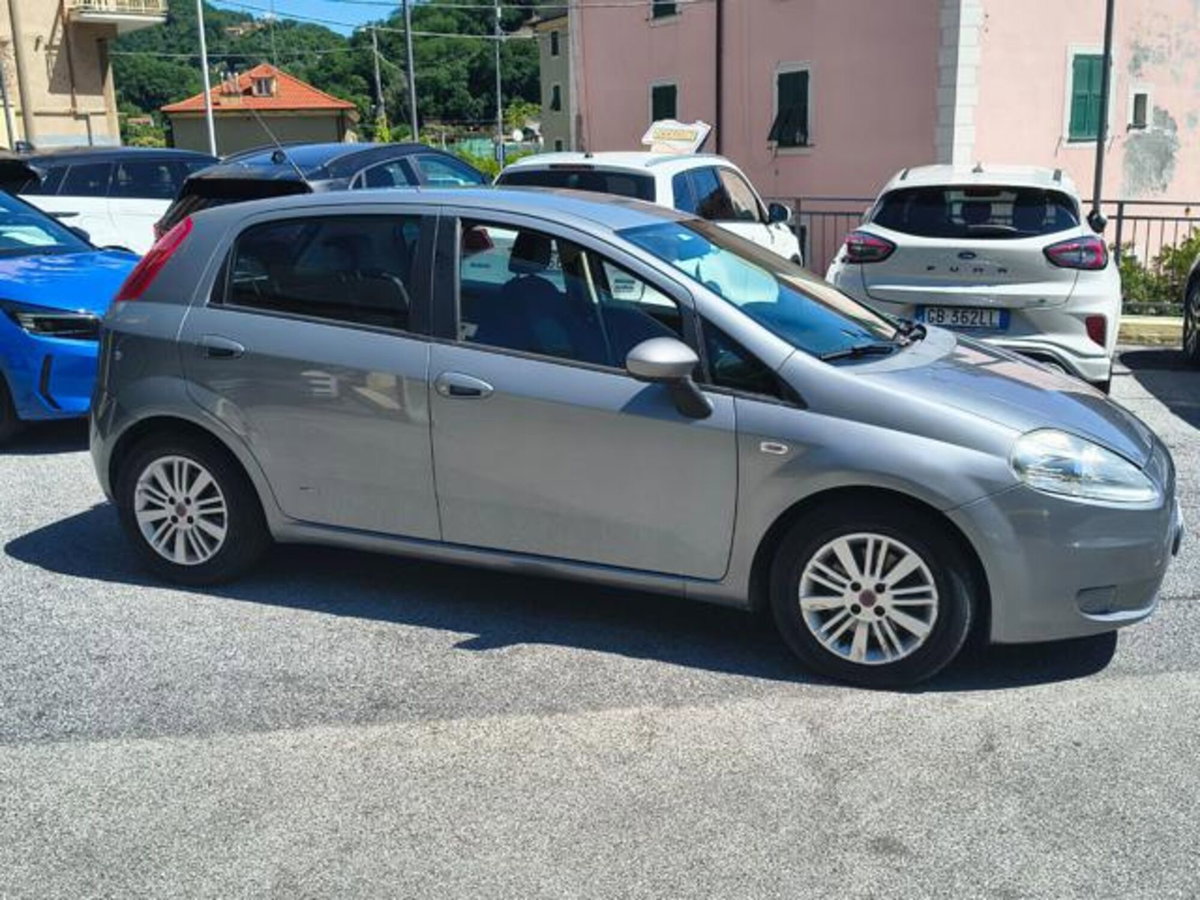 Fiat Grande Punto 1.4 T-Jet 16V 5 porte Dynamic (4)