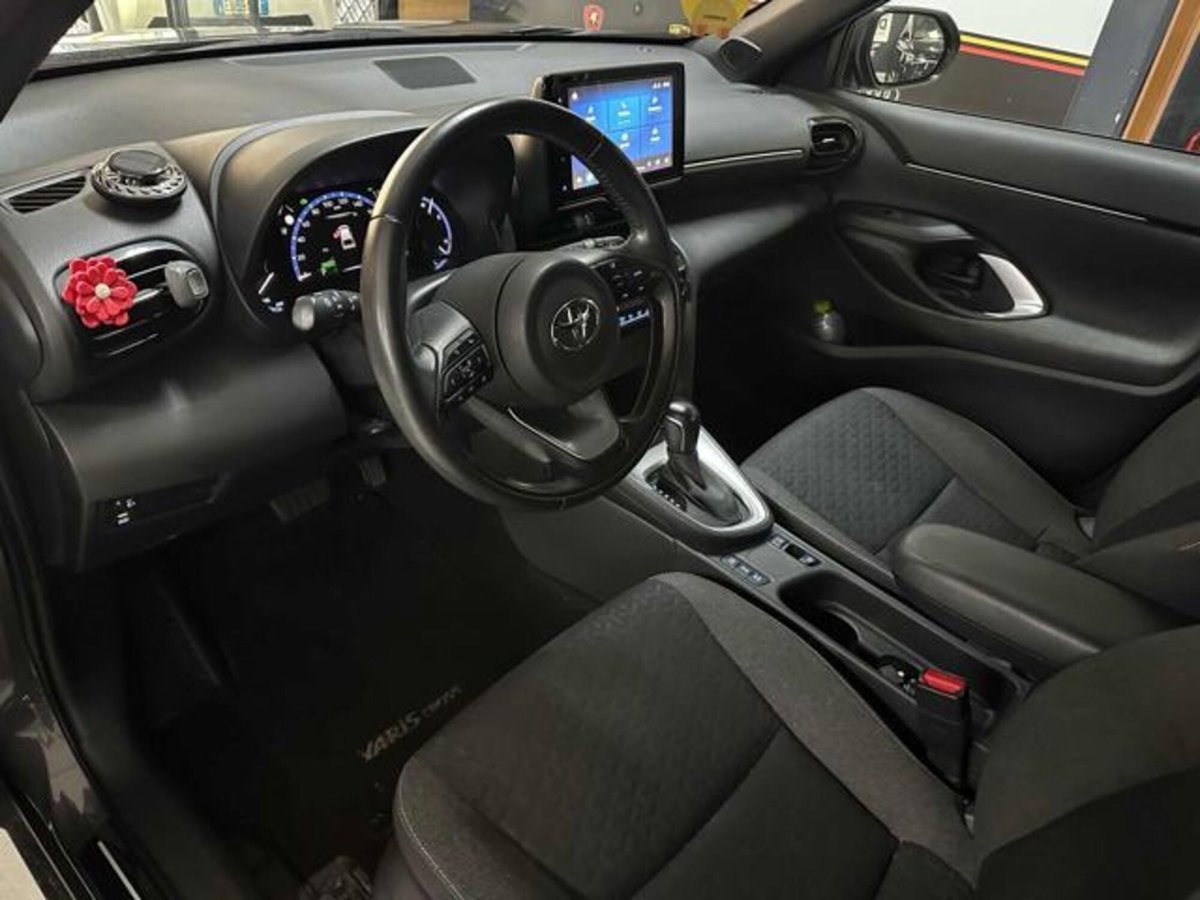 Toyota Yaris Cross 1.5 Hybrid 5p. E-CVT Trend (12)