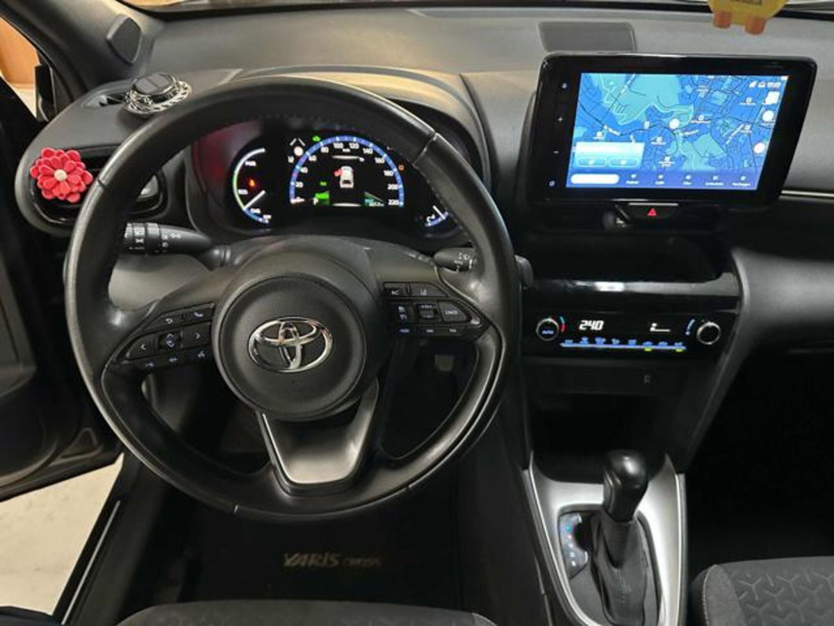 Toyota Yaris Cross 1.5 Hybrid 5p. E-CVT Trend (13)