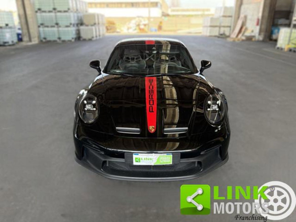 Porsche 911 Coupé 4.0 GT3 (2)