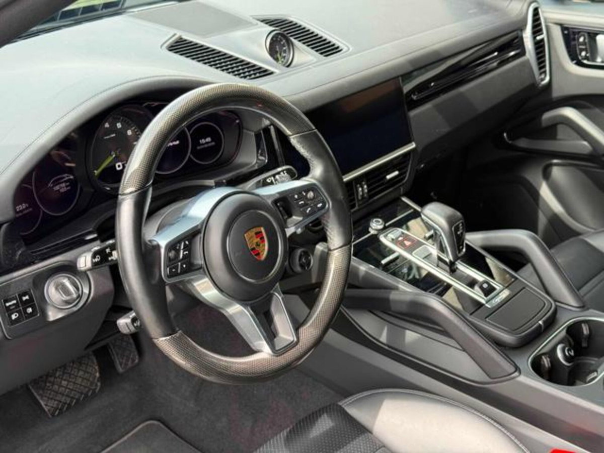 Porsche Cayenne Coupé 3.0 V6 (12)