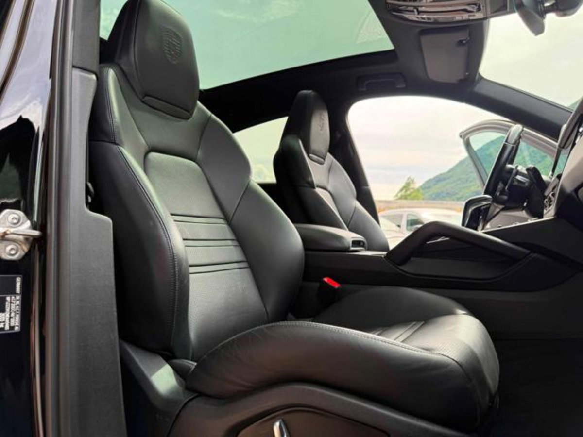 Porsche Cayenne Coupé 3.0 V6 (16)