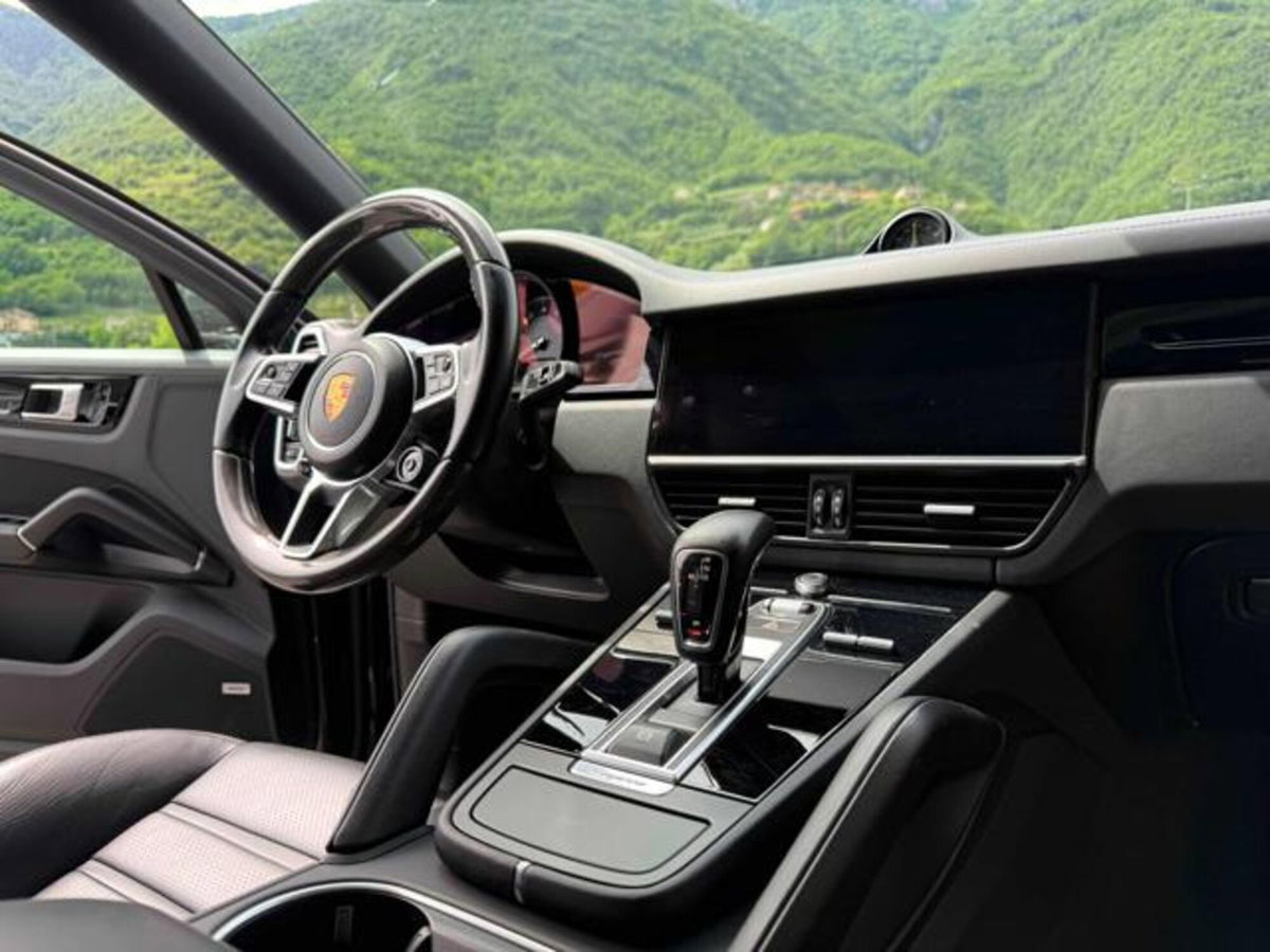 Porsche Cayenne Coupé 3.0 V6 (18)
