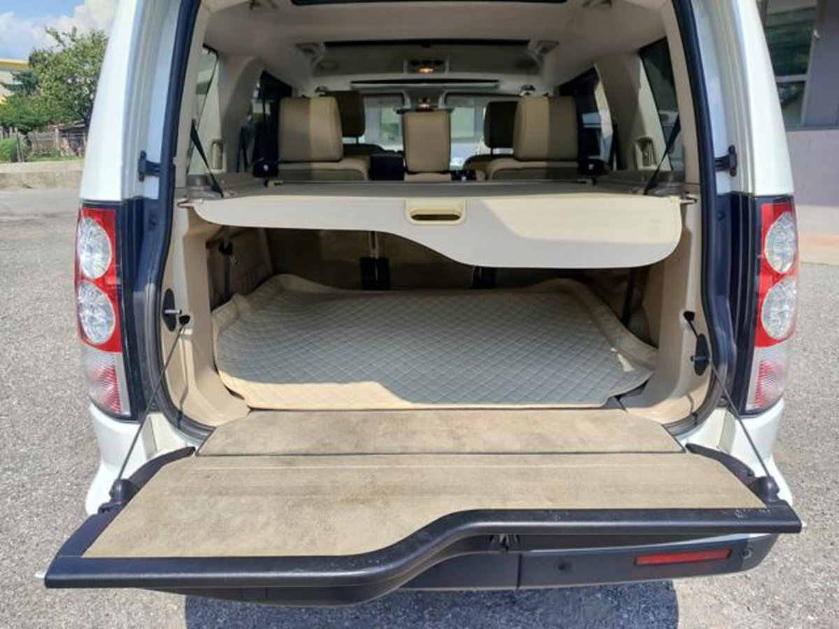 Land Rover Discovery 3 4.4 V8 HSE (11)