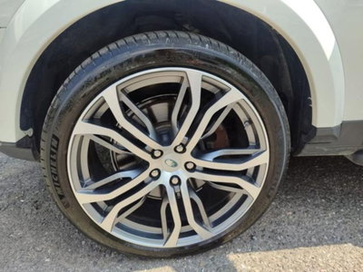 Land Rover Discovery 3 4.4 V8 HSE (15)