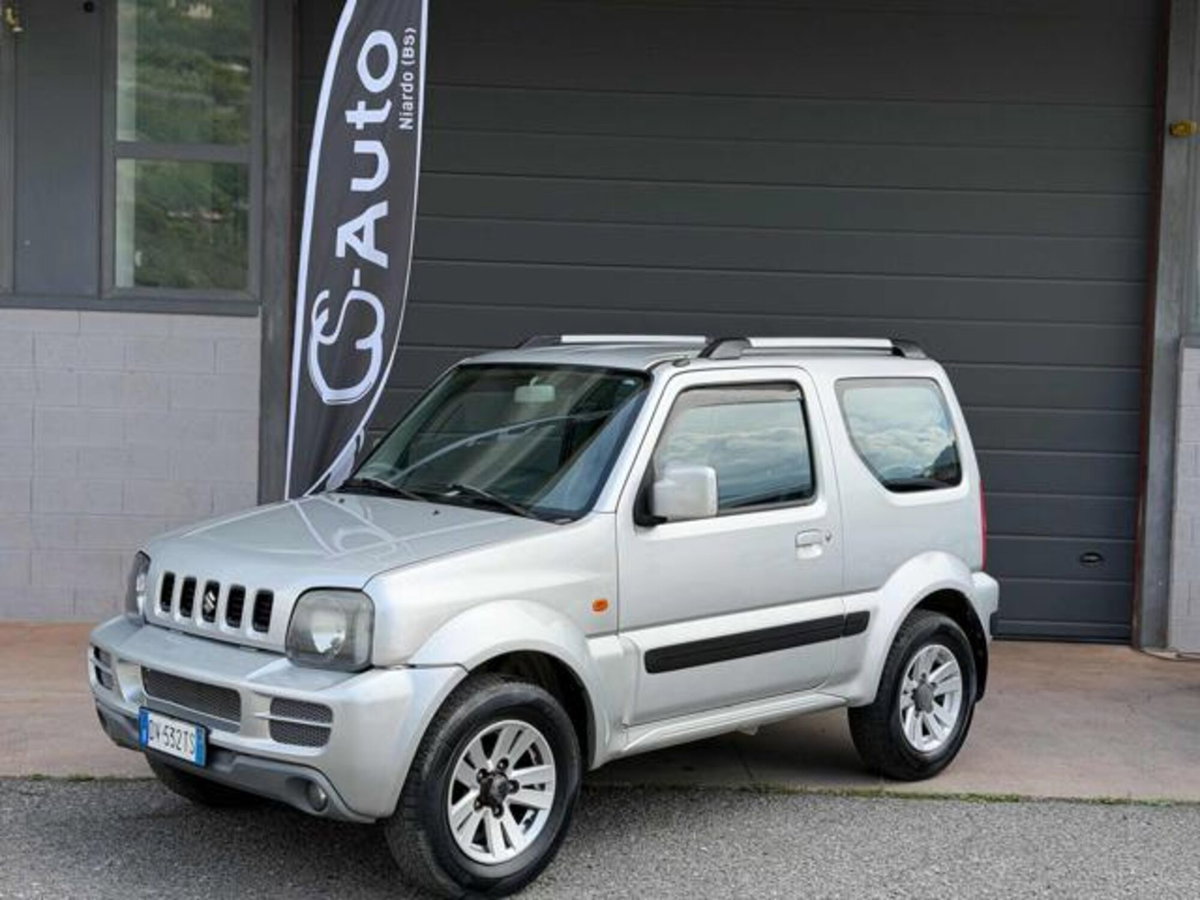 Suzuki Jimny 1.3i 16V cat 4WD Special (2)