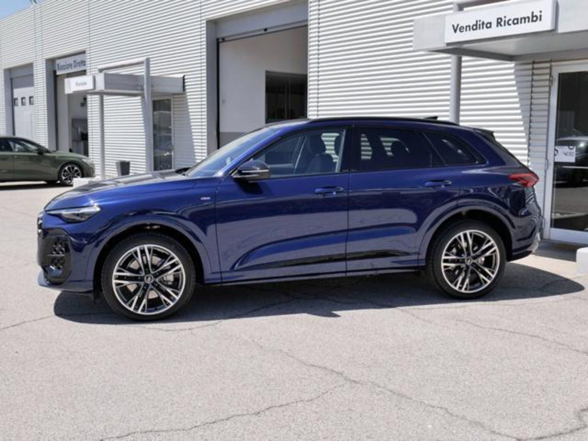 Audi Q5 2.0 tdi mhev+ S line edition quattro 204cv s-tronic (2)