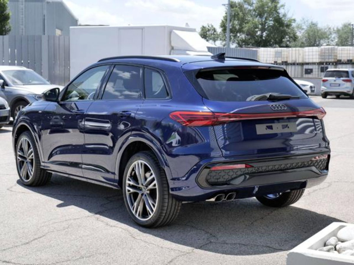 Audi Q5 2.0 tdi mhev+ S line edition quattro 204cv s-tronic (3)