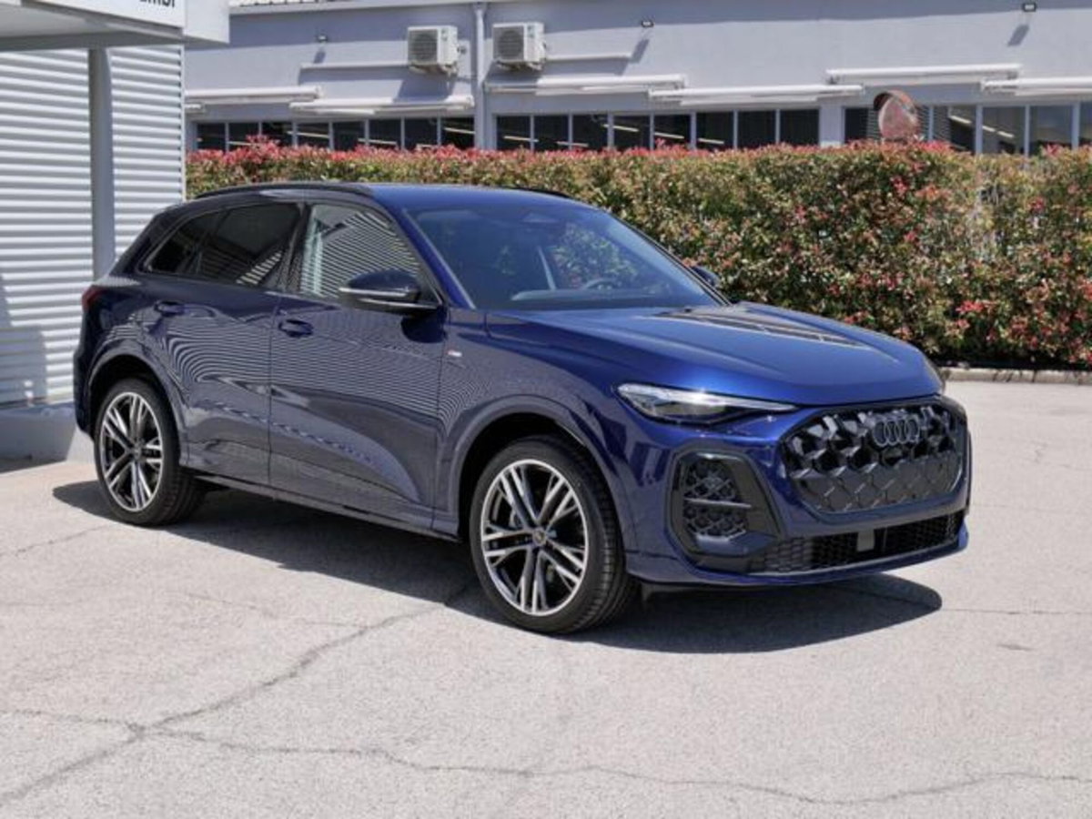 Audi Q5 2.0 tdi mhev+ S line edition quattro 204cv s-tronic (4)