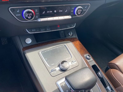 Audi Q5 40 TDI quattro S tronic Sport (11)