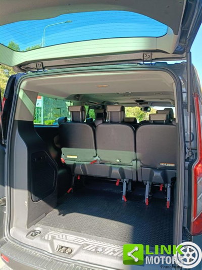 Ford Tourneo Custom 300 2.2 TDCi 155CV PC Titanium (14)