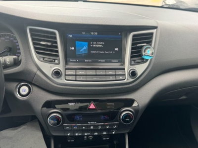 Hyundai Tucson 1.7 CRDi DCT XPossible (15)