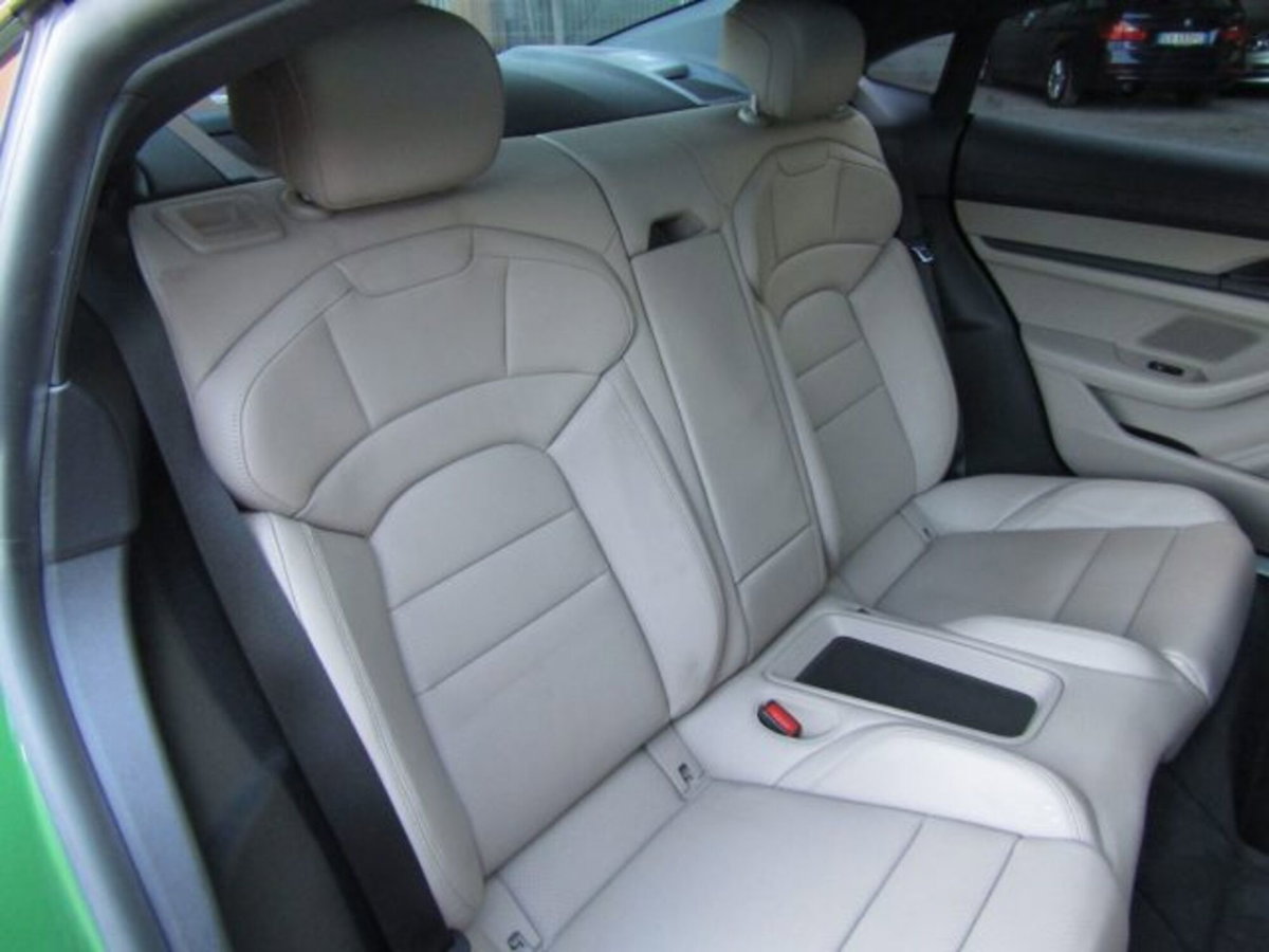 Porsche Taycan 4S Performance Battery Plus (16)