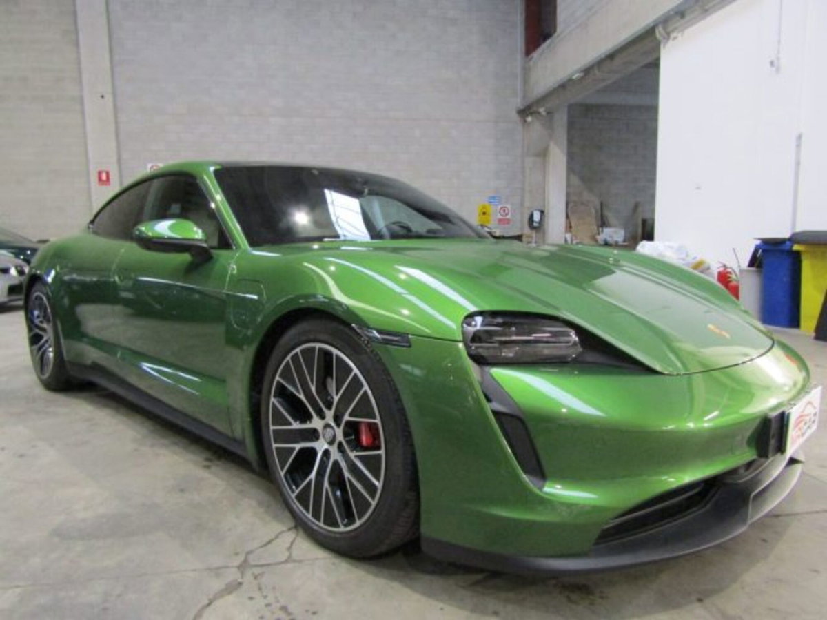 Porsche Taycan 4S Performance Battery Plus (3)