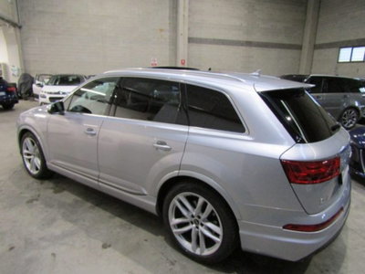 Audi Q7 3.0 tdi mhev S line edition quattro 286cv tiptronic 7p.ti (10)