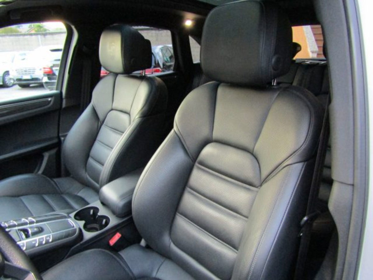 Porsche Macan S (11)