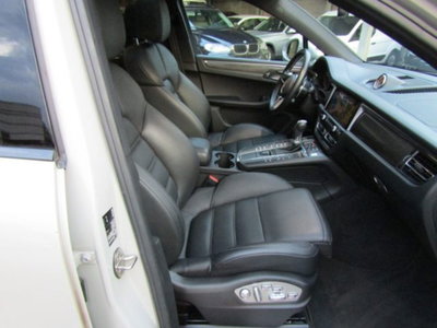 Porsche Macan S (17)