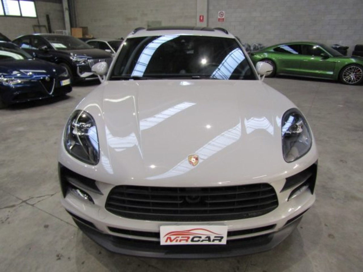 Porsche Macan S (2)