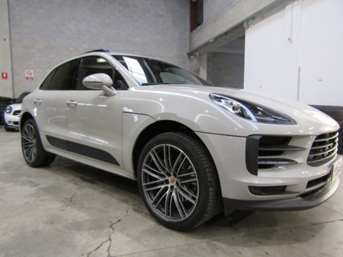 Porsche Macan S (3)