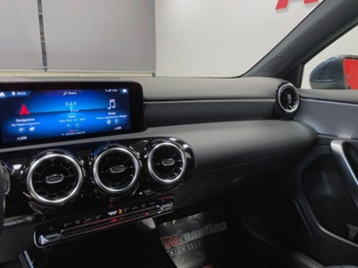 Mercedes-Benz Classe A 180 d AMG Line Premium Plus auto (20)