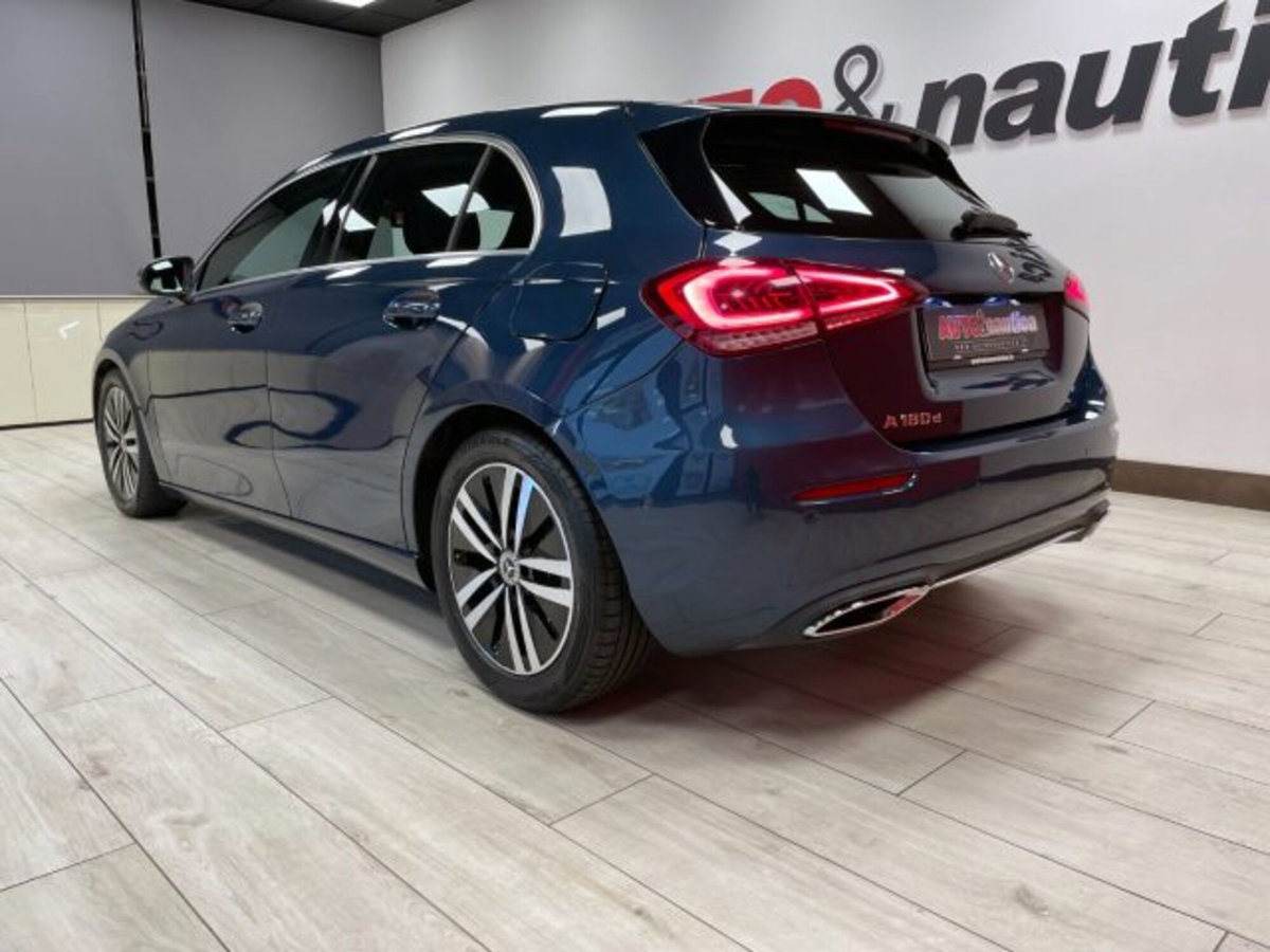 Mercedes-Benz Classe A 180 d AMG Line Premium Plus auto (8)