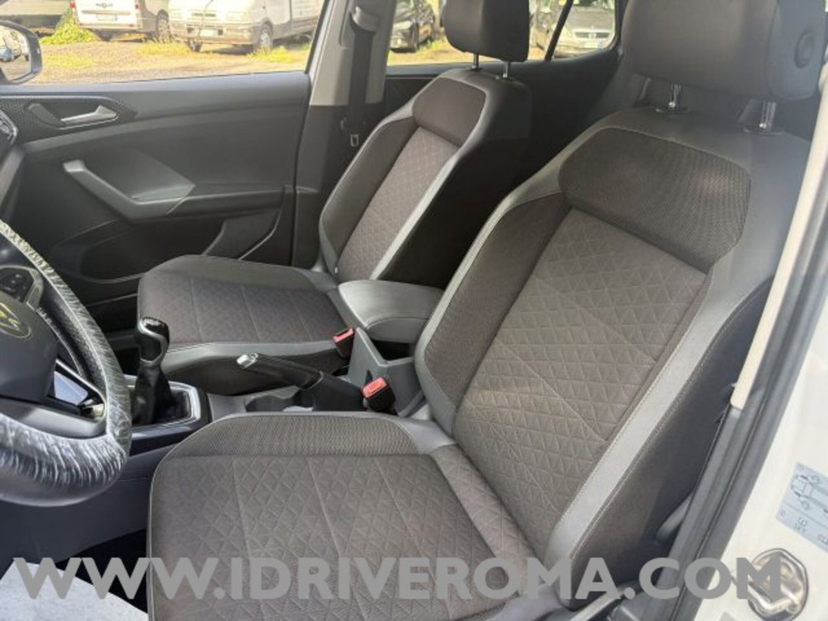 Volkswagen T-Cross 1.0 TSI 110 CV DSG Advanced (9)