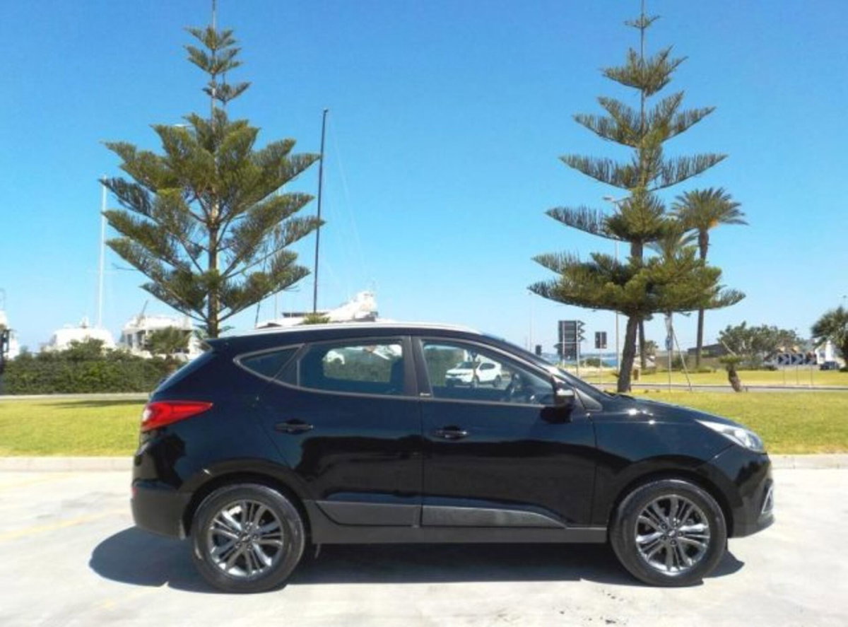 Hyundai ix35 1.7 CRDi 2WD Xpossible (4)