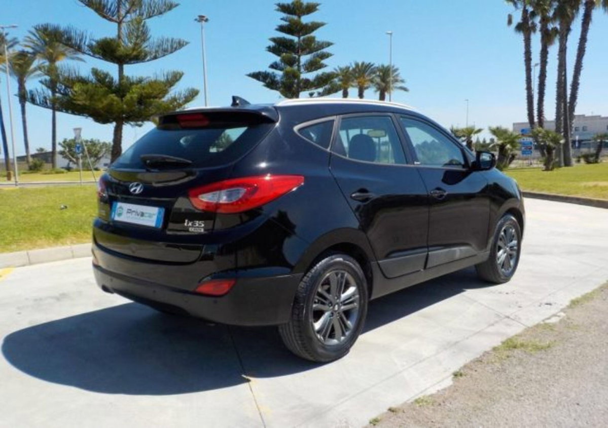 Hyundai ix35 1.7 CRDi 2WD Xpossible (5)