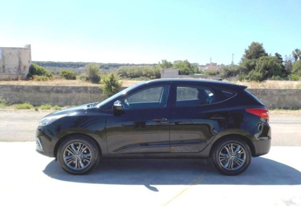 Hyundai ix35 1.7 CRDi 2WD Xpossible (8)