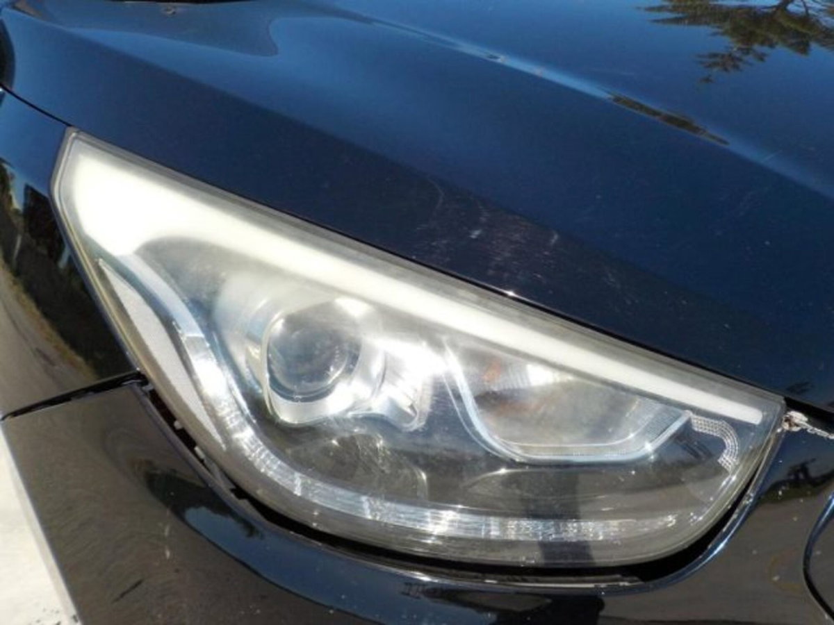Hyundai ix35 1.7 CRDi 2WD Xpossible (9)