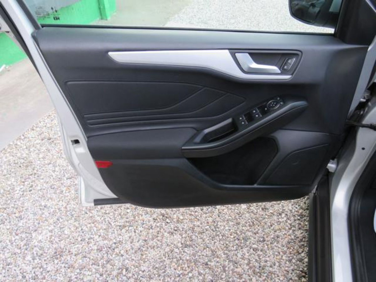 Ford Focus Station Wagon 1.5 EcoBlue 120 CV automatico SW Business Co-Pilot (20)