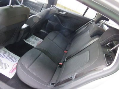 Ford Focus Station Wagon 1.5 EcoBlue 120 CV automatico SW Business Co-Pilot (9)