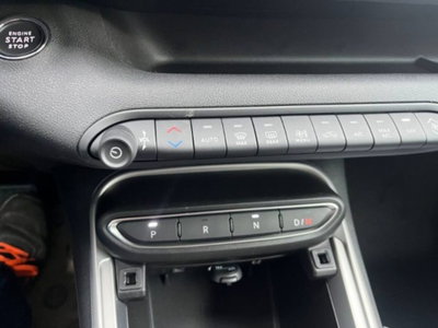 Jeep Avenger 1.2 turbo Summit fwd 100cv (14)