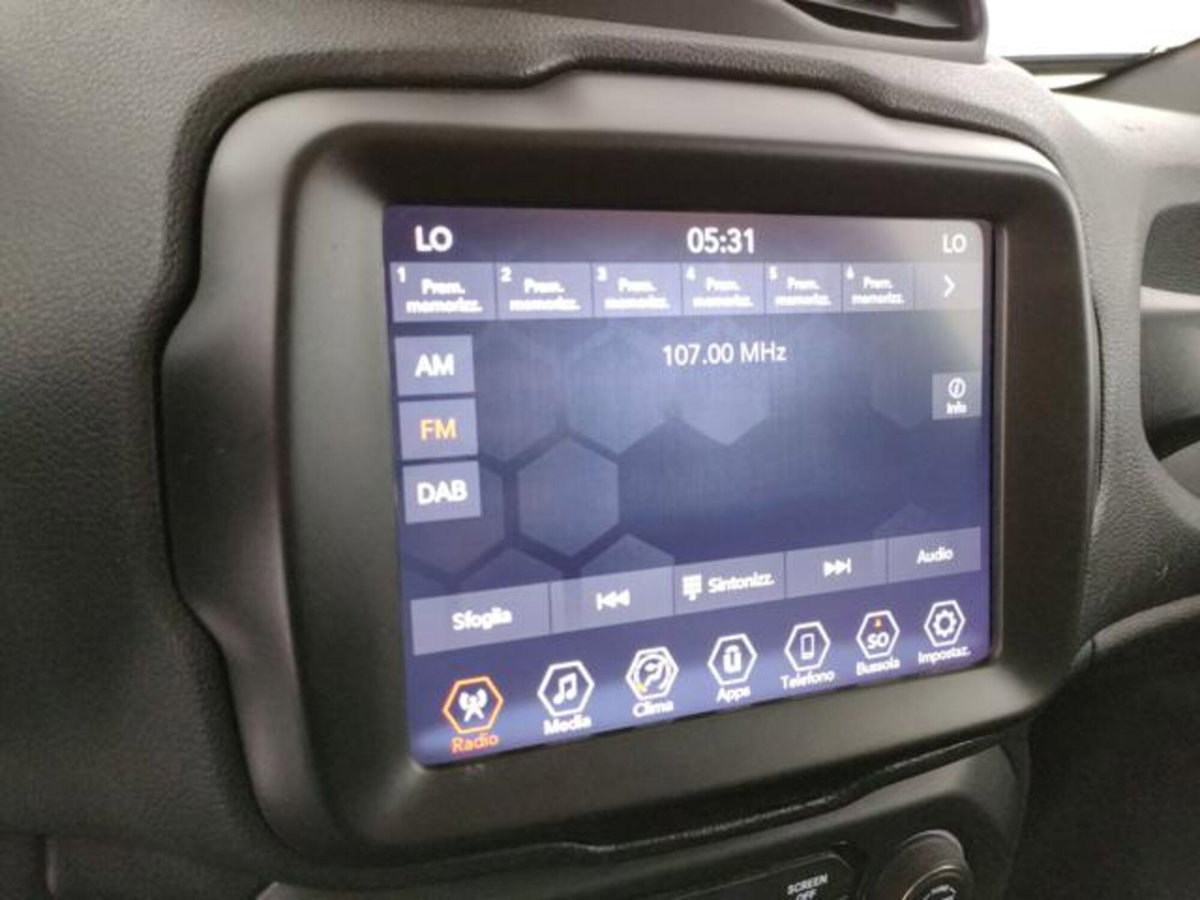 Jeep Renegade 1.6 Mjt 130 CV Limited (11)